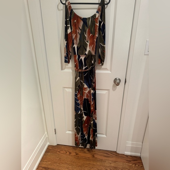 Fashion Nova Night Moves off shoulder dress - Picture 2 of 2